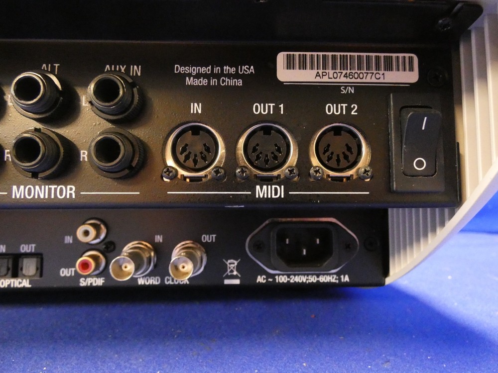Digidesign 003 (Part # 9100-38030-00) Firewire Audio Interface & Control Surface