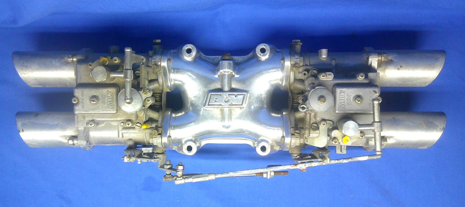 B&M Super Charger Low Profile Dual Carb Intake Hat w/ Mikuni 40PHH Carburetors