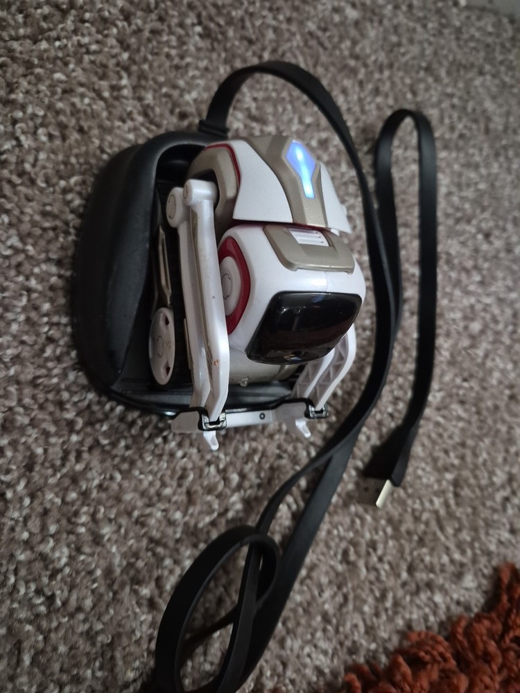 Anki Cozmo Robot with Base Charger