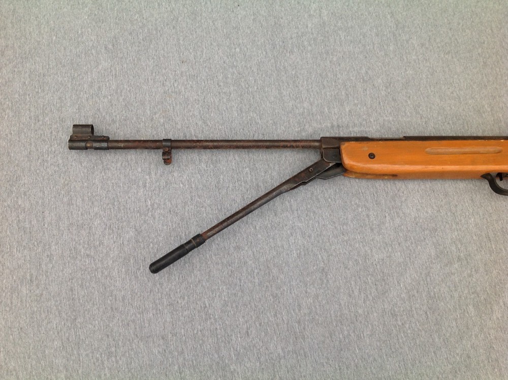 Underlever Air Rifle