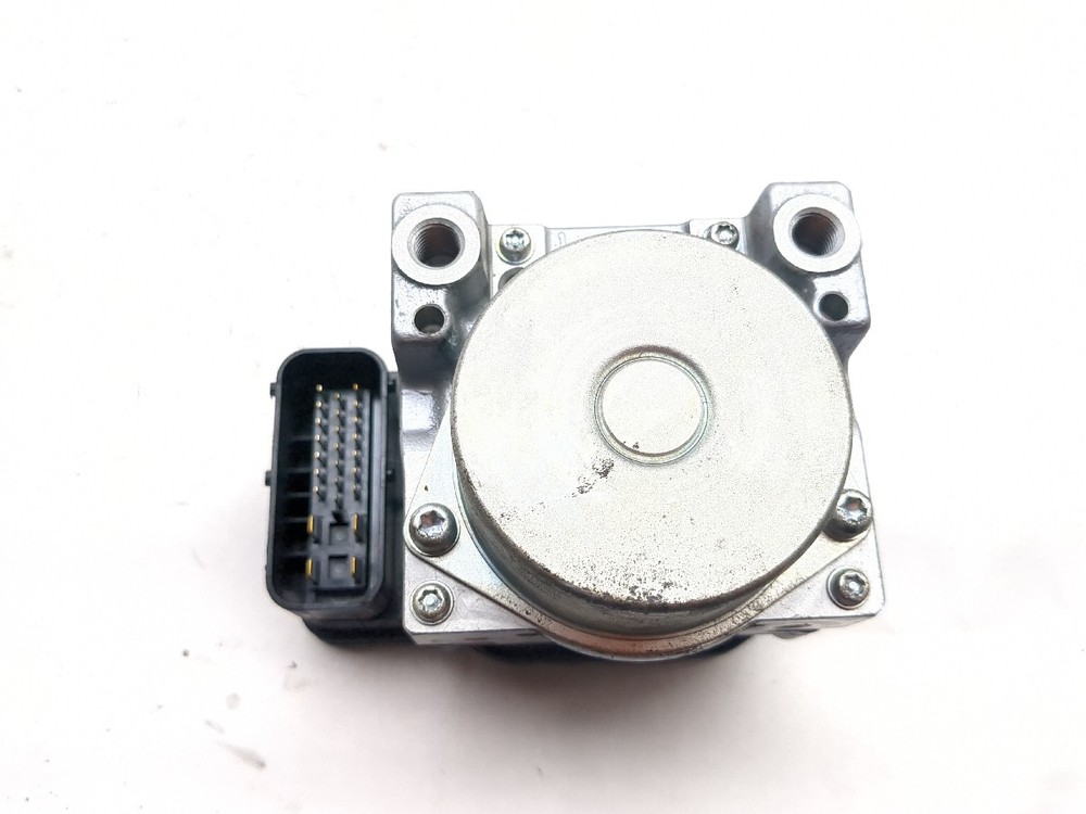 12-15 Triumph Tiger Explorer ABS Unit Module Brake Pump TD8407