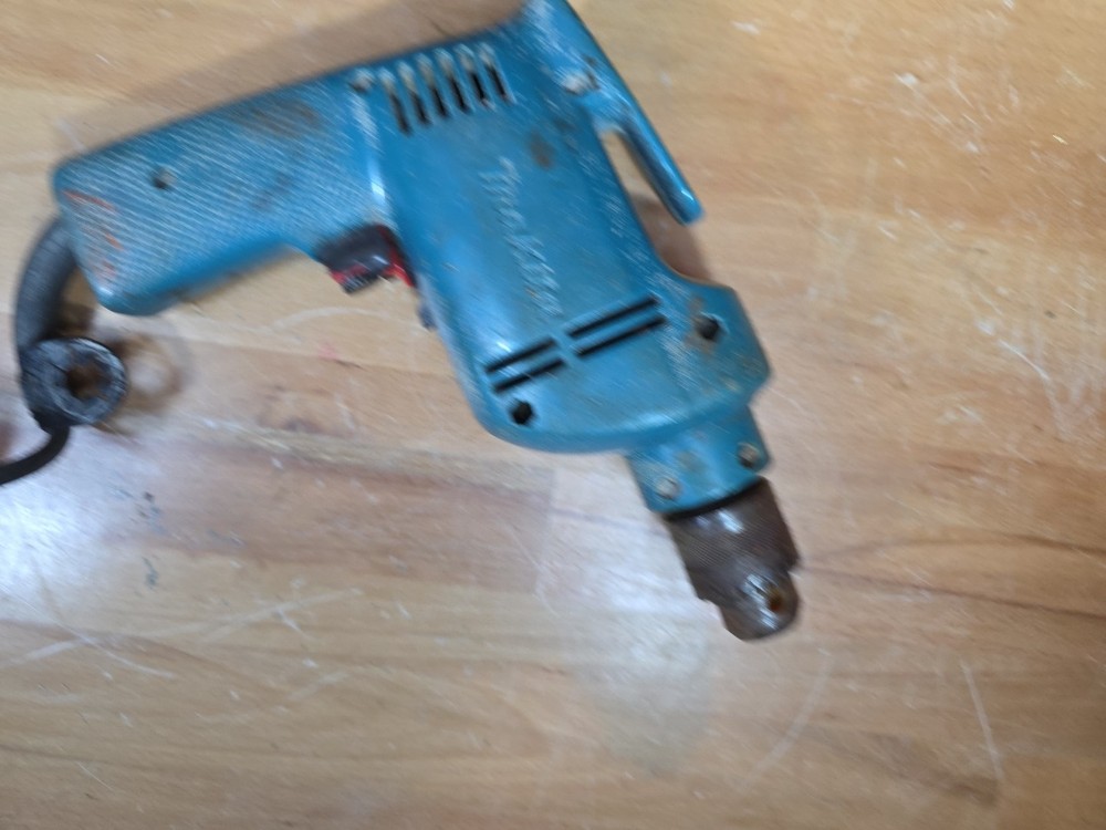 Makita Drill 10mm DP3720 Variable Speed Corded Drill