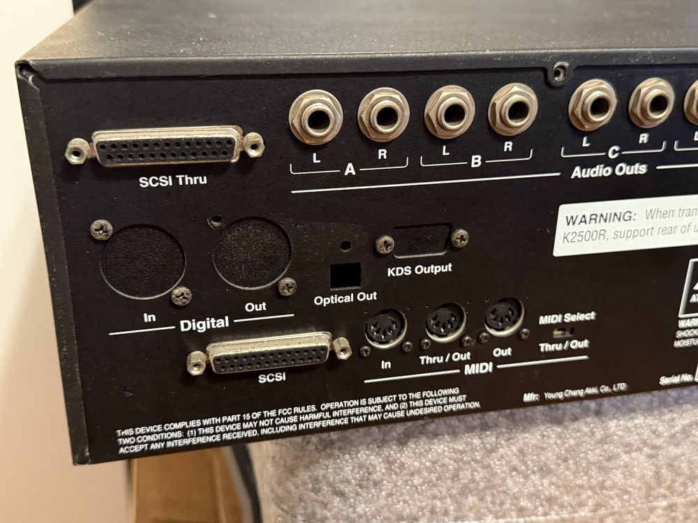KURZWEIL K2500R Sampler V.A.S.T. Variable Architecture Synthesis