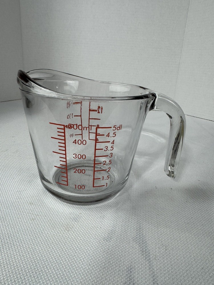 Glass 2 Cup Liquid Measuring Cup