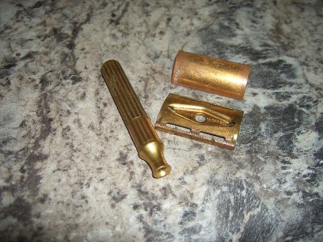 Vintage Gillette Razor no date code Copper/Gold