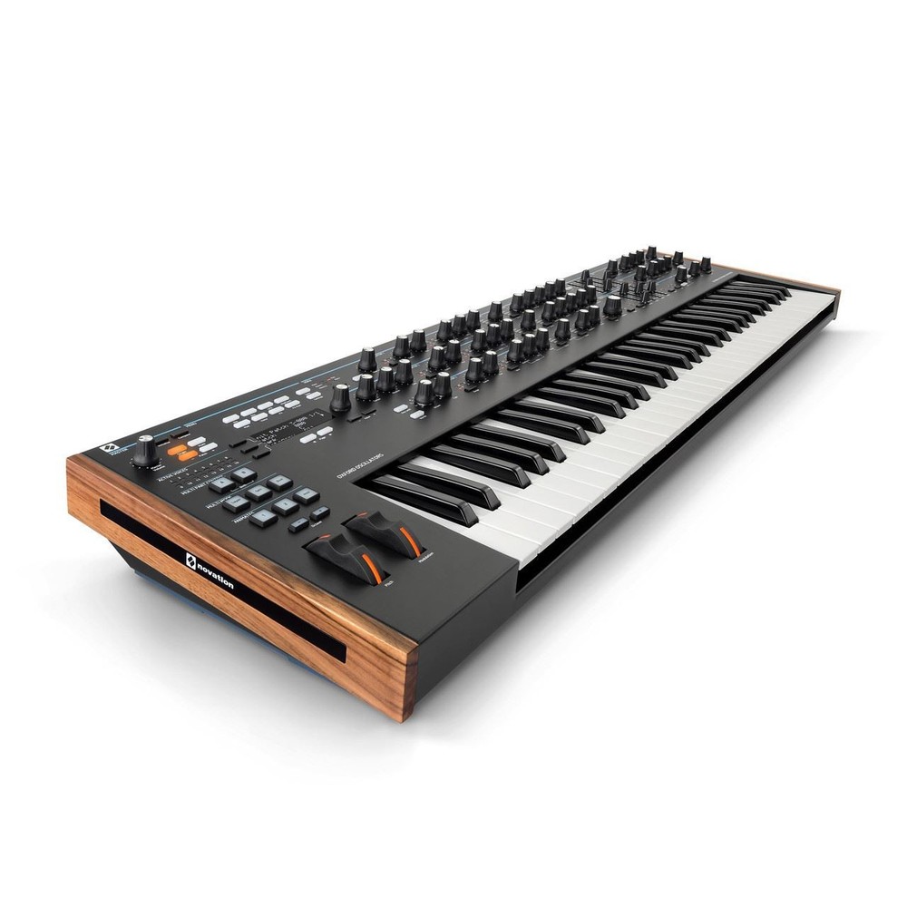 Novation Summit - Refurbished
