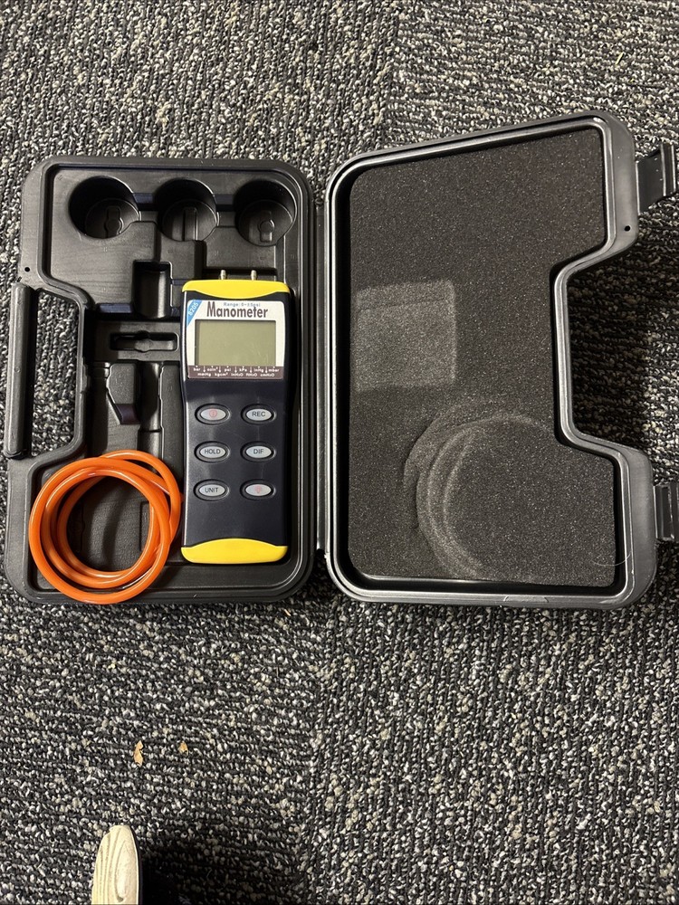 OMEGA HHP8205 DIG Manometer
