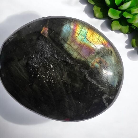 Labradorite Crystal Palmstone (9)