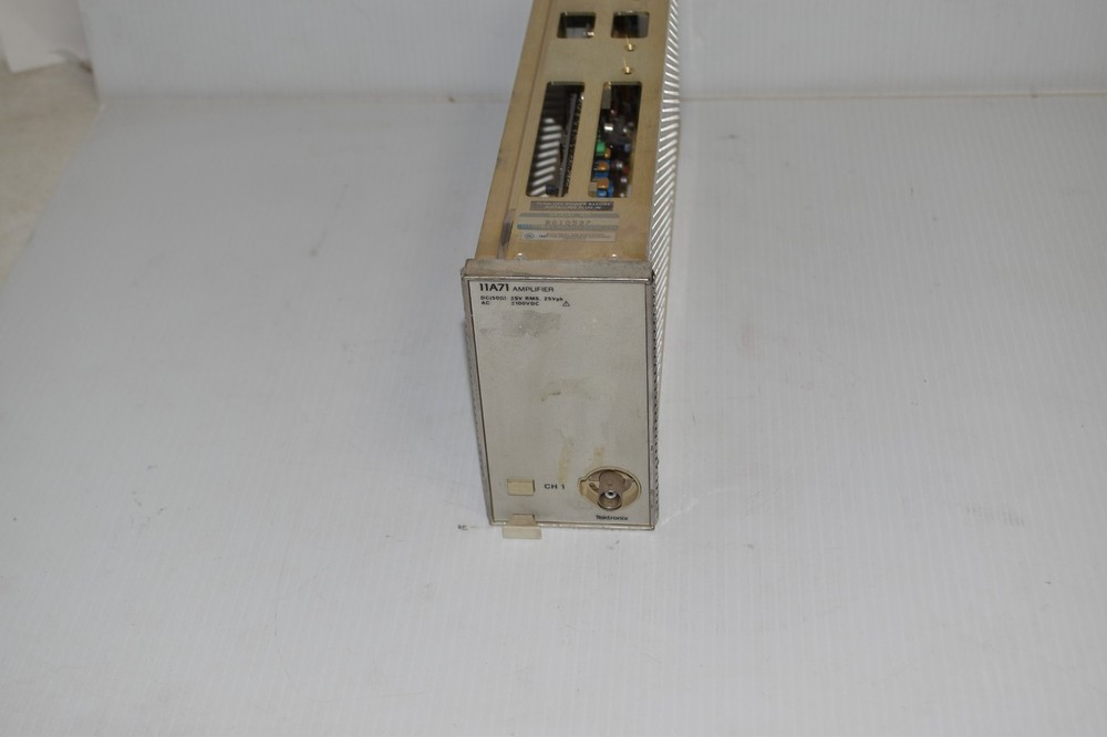 TEKTRONIX 11A71 AMPLIFIER PLUG IN (MPR19)