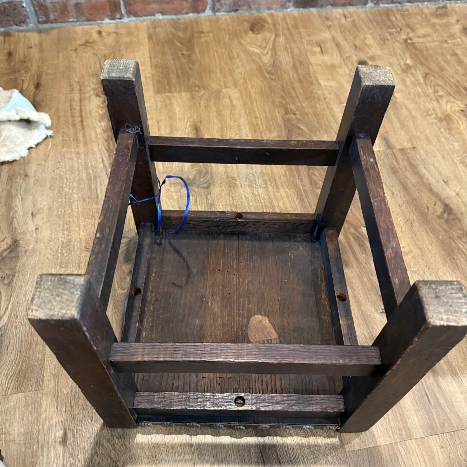 Antique VTG Arts & Crafts Mission Wood Oak? Leather? Footstool Barber Bros Chair