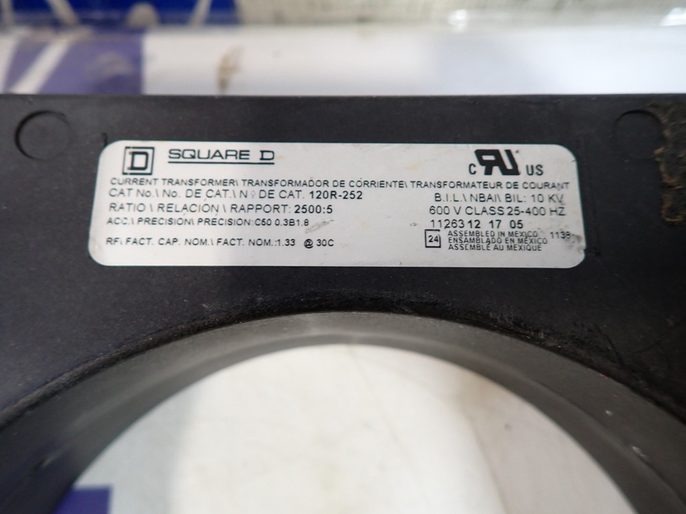 Square D Current Transformer 120R-252 2500:5 Ratio 600v Class