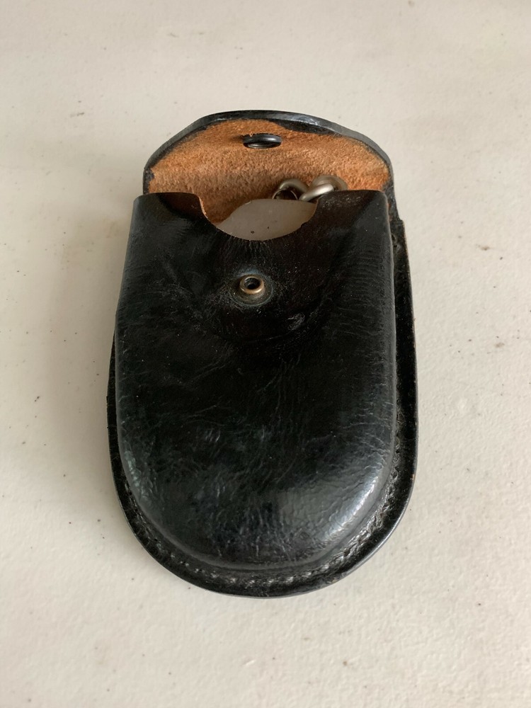 OLD HAND CUFFS W/KEY AND CASE