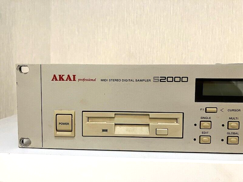 AKAI S2000 Professional Midi Stereo Digital Sampler Rack Mountable NOT Tested