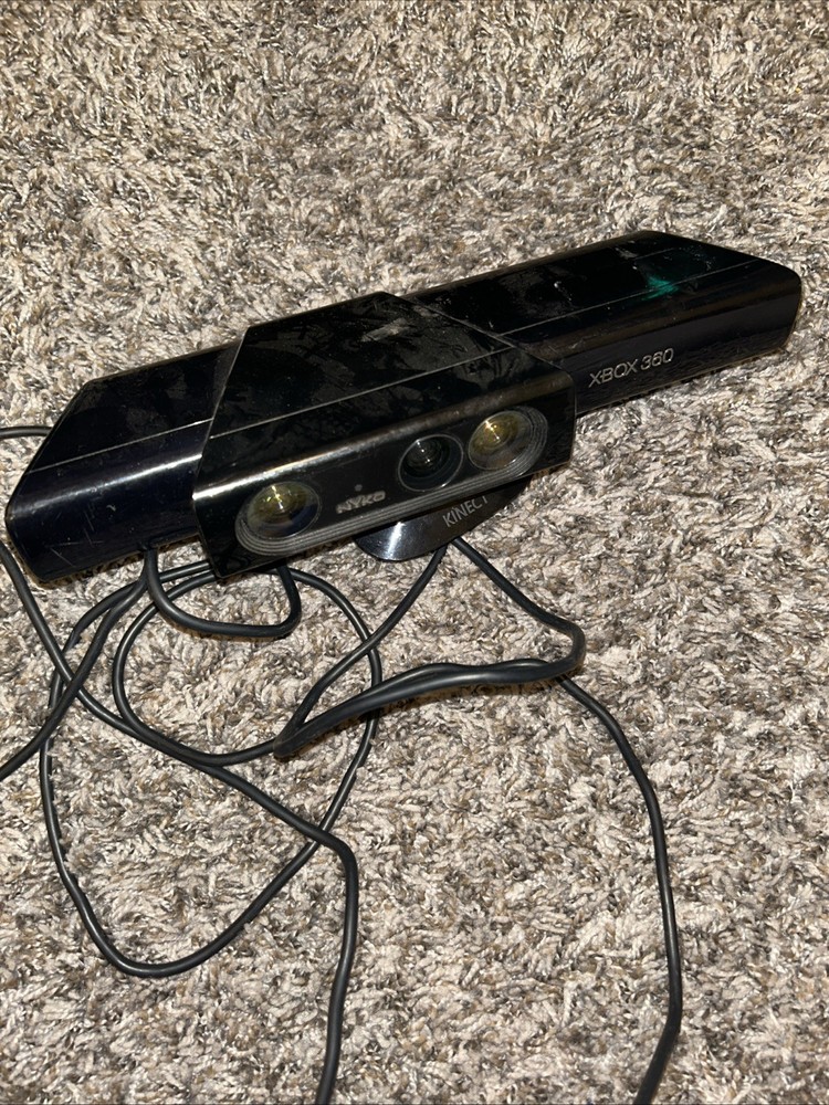 Microsoft Xbox 360 Kinect Sensor Bar with Nyko Zoom