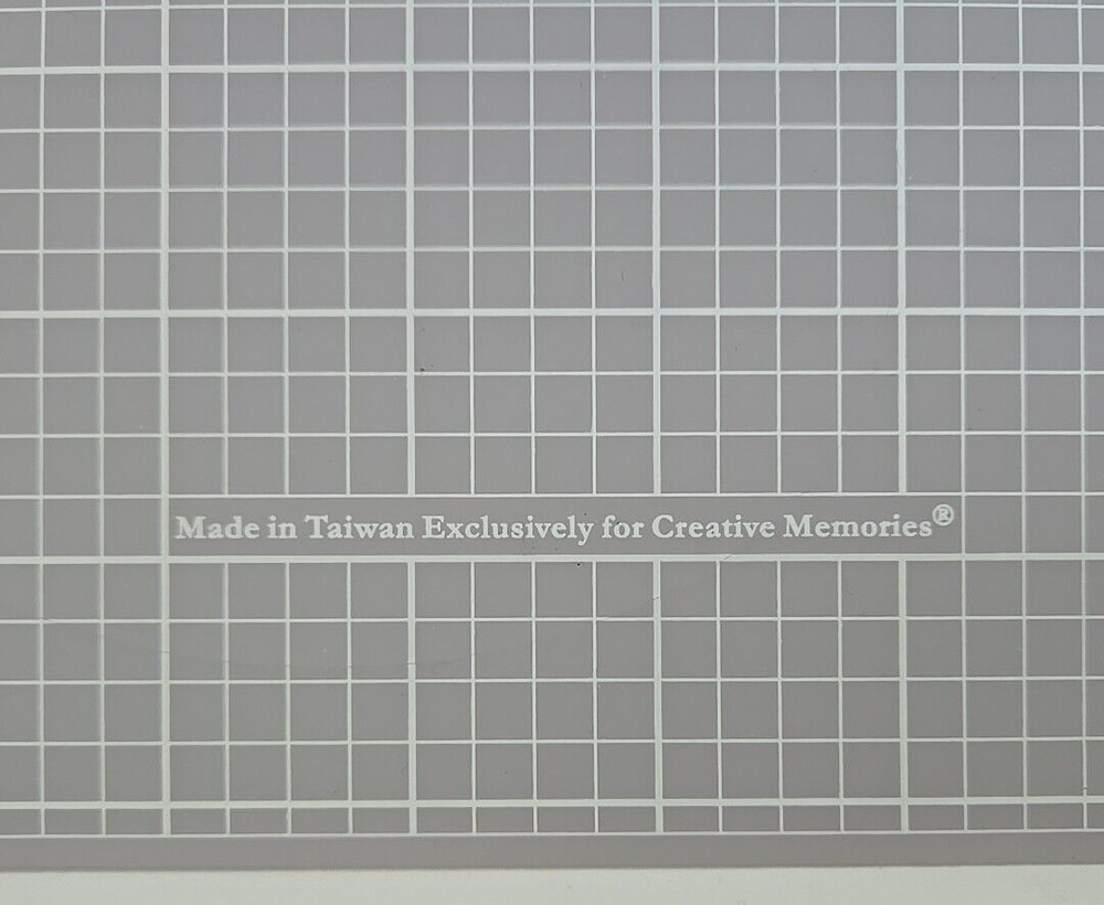 Creative Memories Custom Cutting System Circle Oval + Cutting Mat