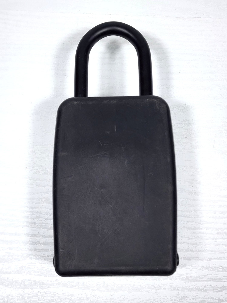 Master Lock - Lock Box Push Button Combination P19918-Instructions included