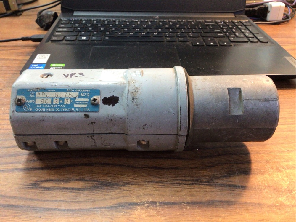 Crouse-Hinds APJ 6375-M72 Arktite Plug (VR3)