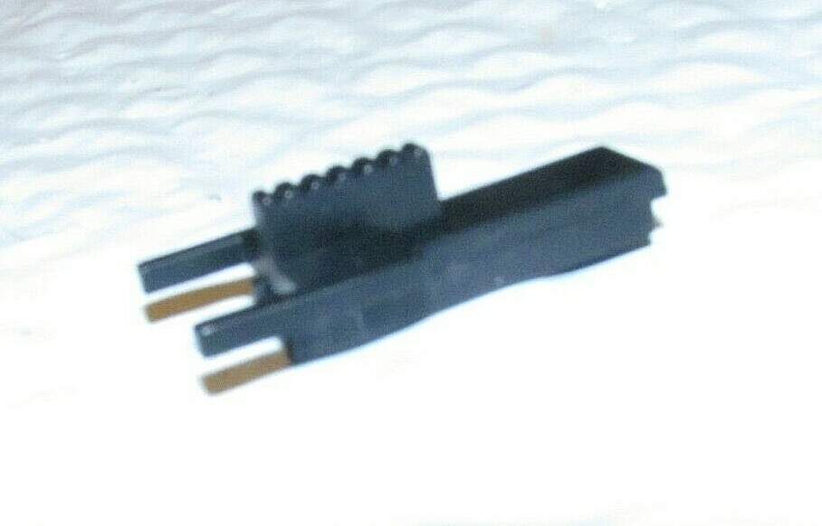 Daisy 93, 693 - Feeder Clip Latch Used