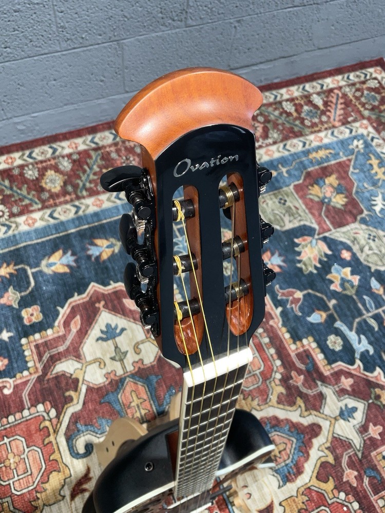 Ovation Celebrity Elite CE44C-4A Mid-depth Classical - Natural