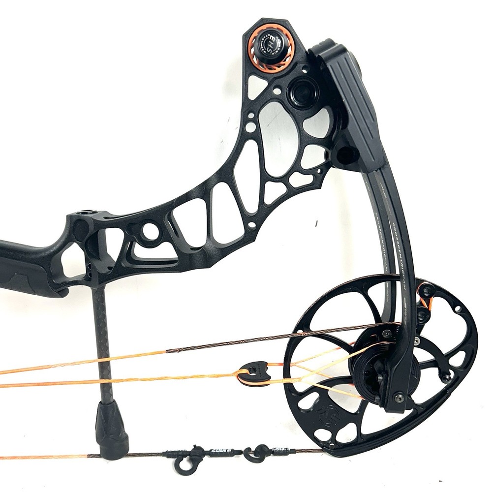 Mathews Vertix Bow RH 27" / 70lbs. - Black