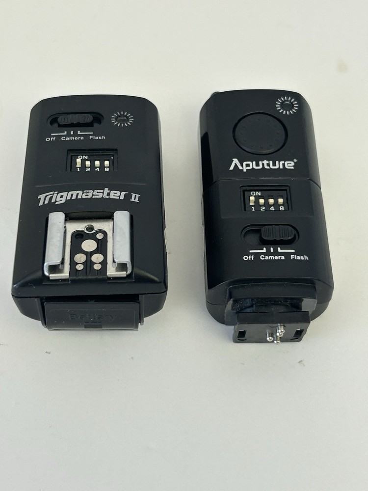 Aputure Trigmaster II  2.4G for CANON flash camera used EXCELLENT CONDITION