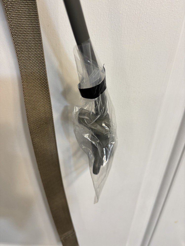 US Army Issues Molle 11 Hydration System Carrier - New