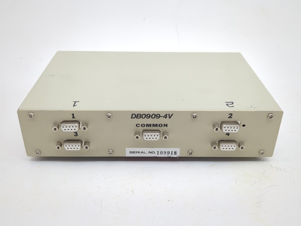 RMV II PMV II DB0909-4V Computer Multi Port Data Switch