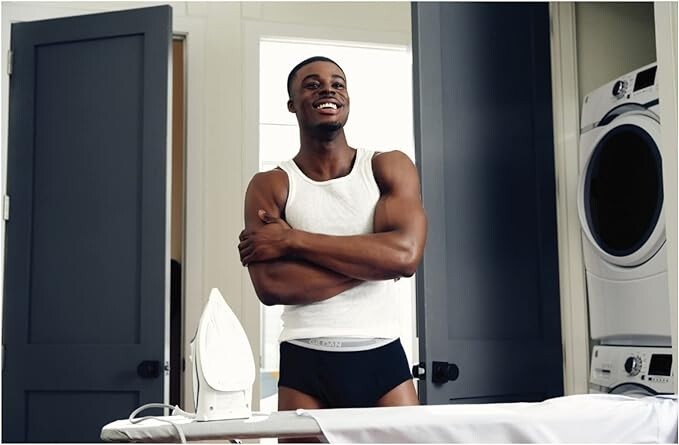 Gildan Men's Underwear Briefs, Multipack, White (6-Pack), Medium