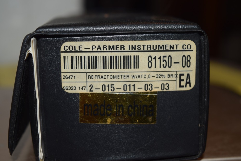 Portable Refractometer tester 0-32% Brix Scale