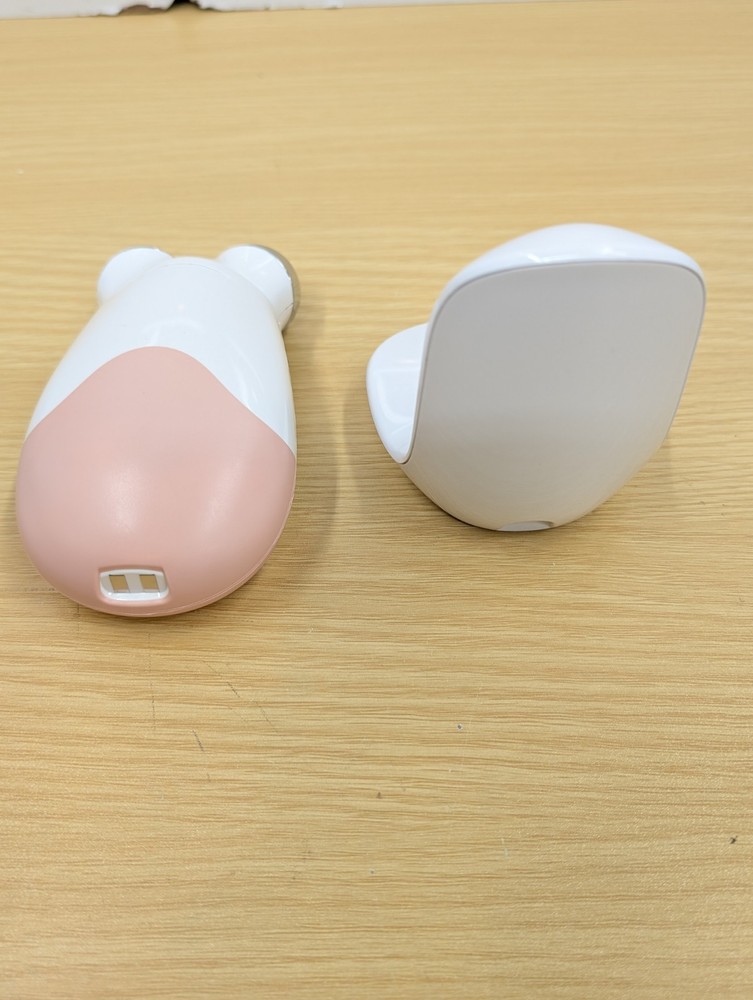NuFACE Trinity White Sand with Lip + Eye Accessory Microcurrent Wrinkle Reducer