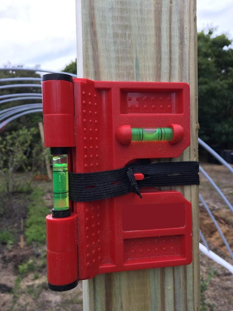 2 Pack Folding Magnetic Post Level for Pipe, and Beams Leveling Red