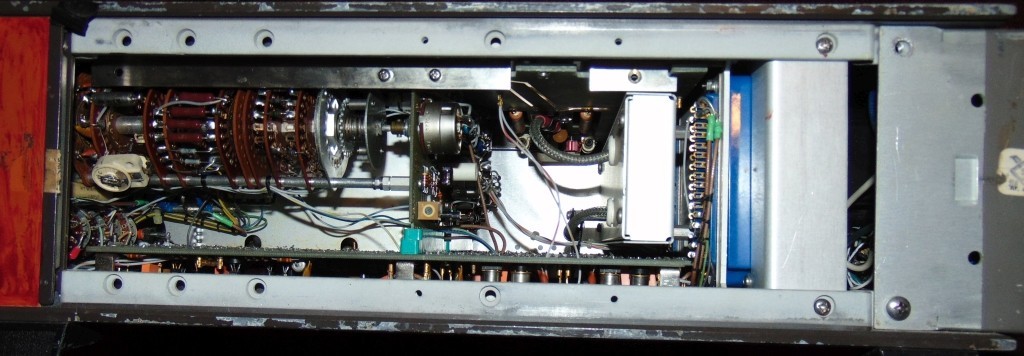 Vintage Monsanto 6400A/6270A Oscilloscope - Powers On