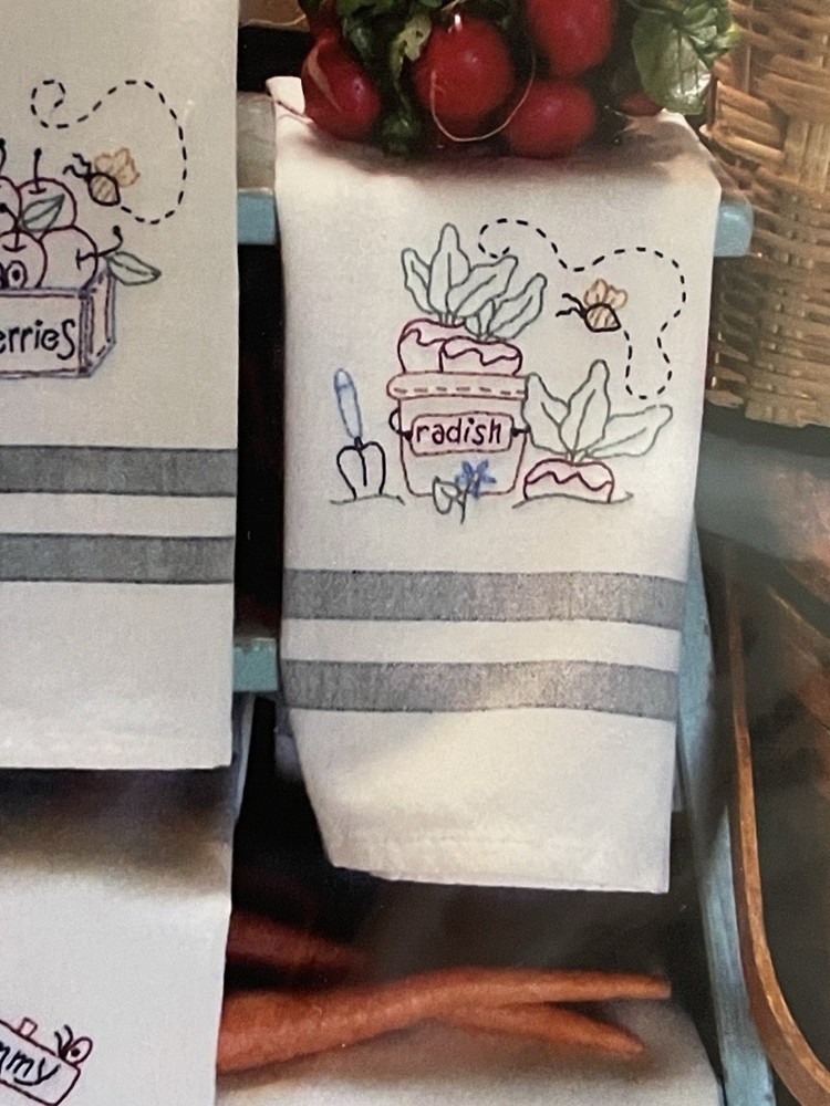 Bird Brain Traceable Embroidery Pattern Fresh Picked Tea Towel Spring Summer