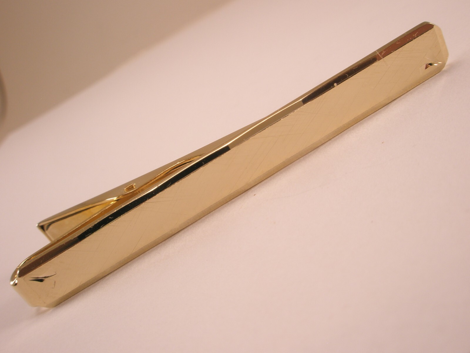 2-13/16" Thin Design Scalloped Edge Gold Tone Simple Vintage LARGE Tie Bar Clip