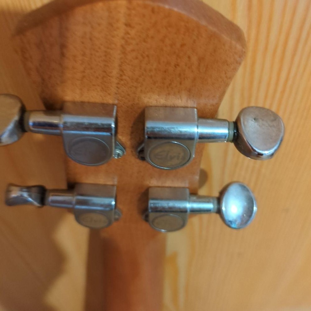 ELVIS Ukulele