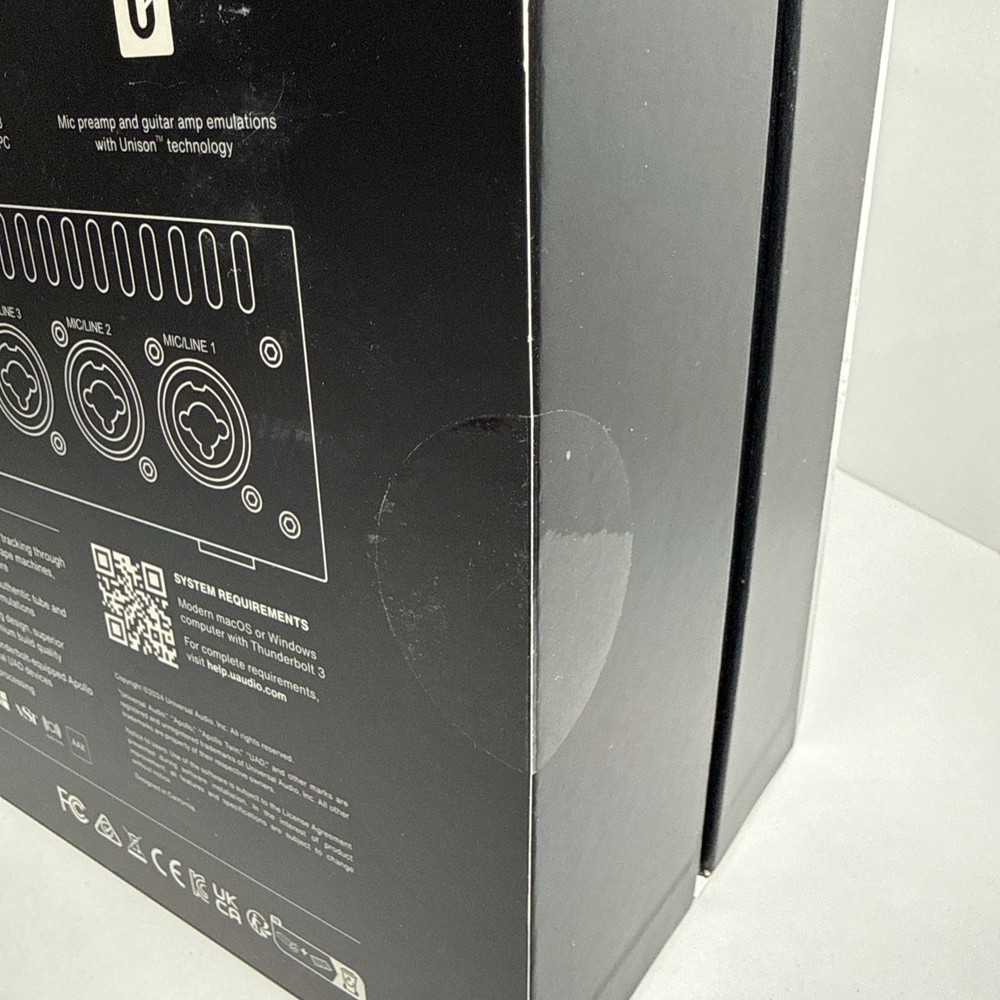 Universal Audio Apollo Gen 2 x4 Thunderbolt 3 Audio Interface Essentials+