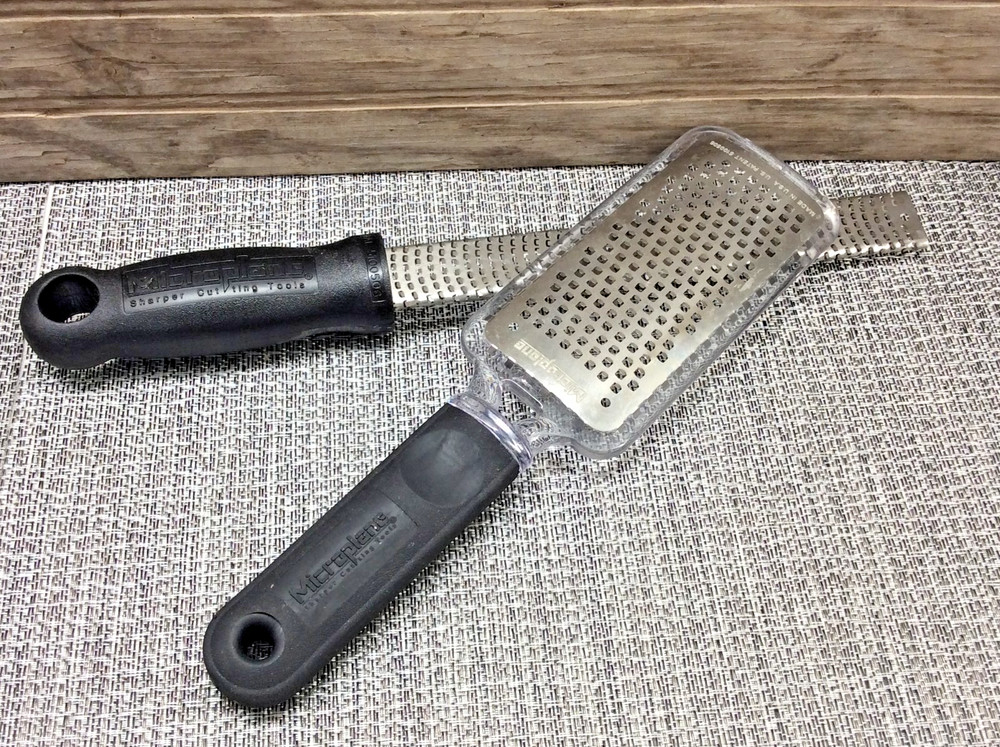 Microplane "Sharper Cutting Tools" Handheld Graters 2 Types USA