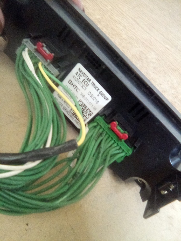 International LT 4100073C3 Climate Control