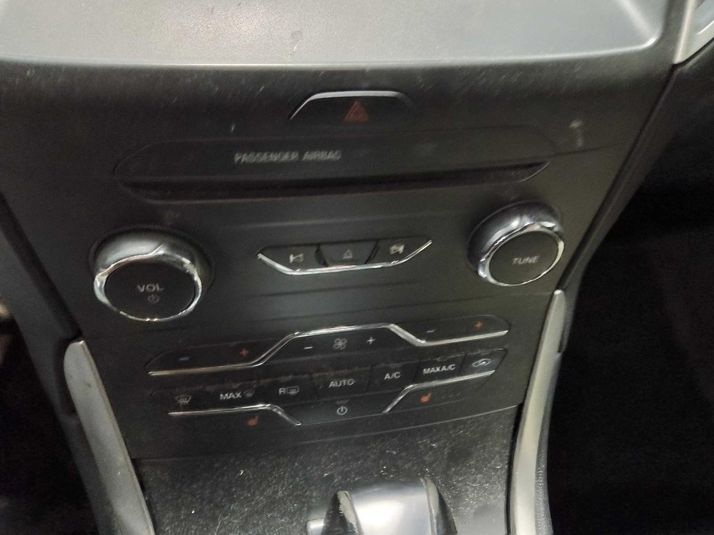 Used Battery Tray fits: 2016 Ford Edge Grade A