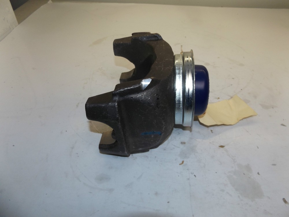 VOLVO 8180655 YOKE