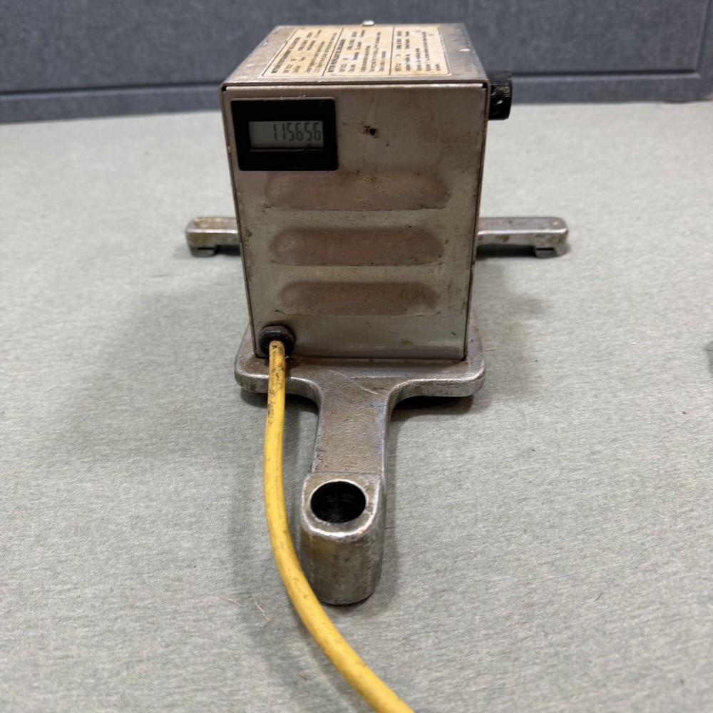 Lil Orbits SS2400 Hopper Drive Motor Replacement Mini Donut Machine Untested