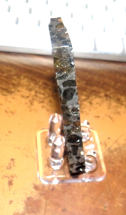 86 gm SERICHO pallasite Meteorite SLICE f/ Kenya stand olivine 6 sides