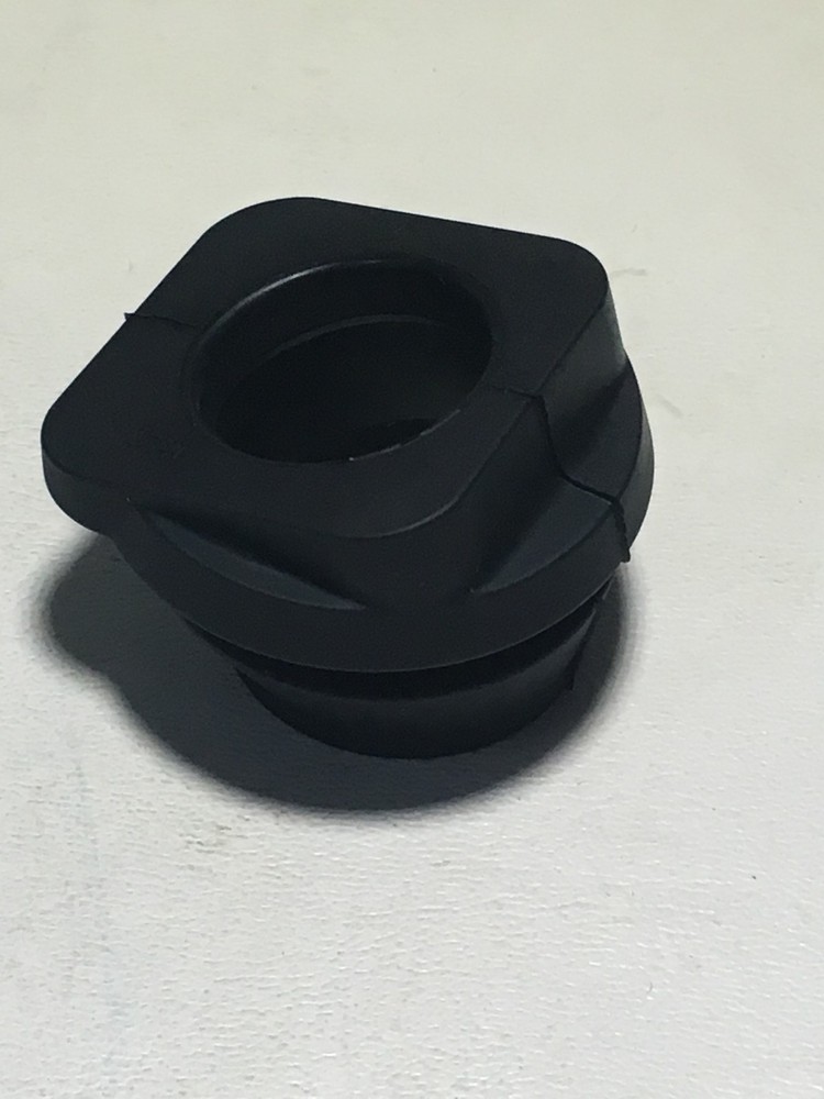 GM 10240678 PCV Valve Grommet
