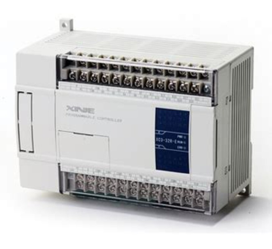 1PC NEW FIT FOR XC1-32T-E PLC module