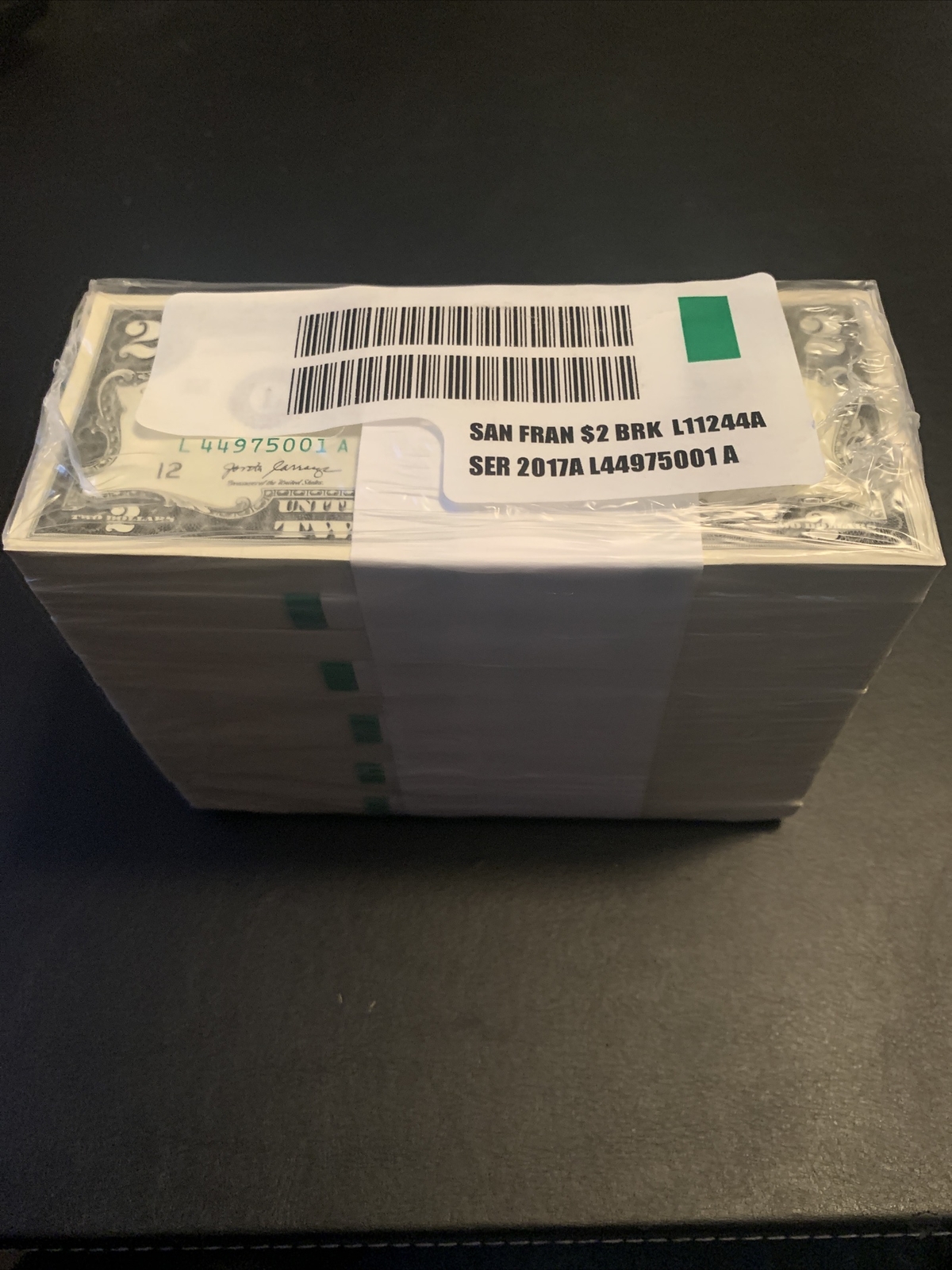 100 ($2) TWO DOLLAR BILLS UNCIRCULATED SEQUENCIAL - 2017A (BUY 2 AND SAVE)