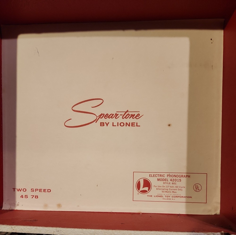 Vintage Spear-Tone by Lionel Phonograph