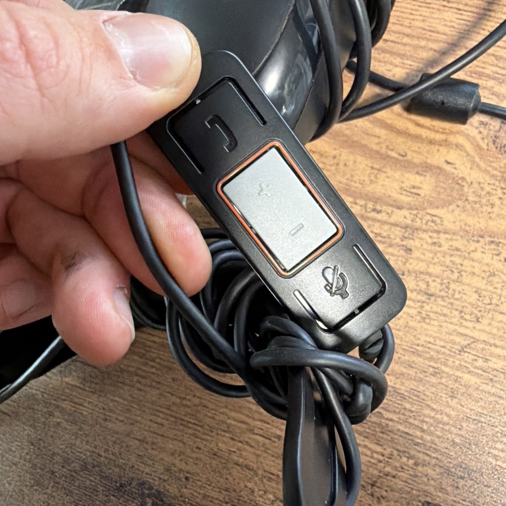 Brand New Computer Bundle 2 Keyboards, Computer Mouse, Cables, Accessories Mic