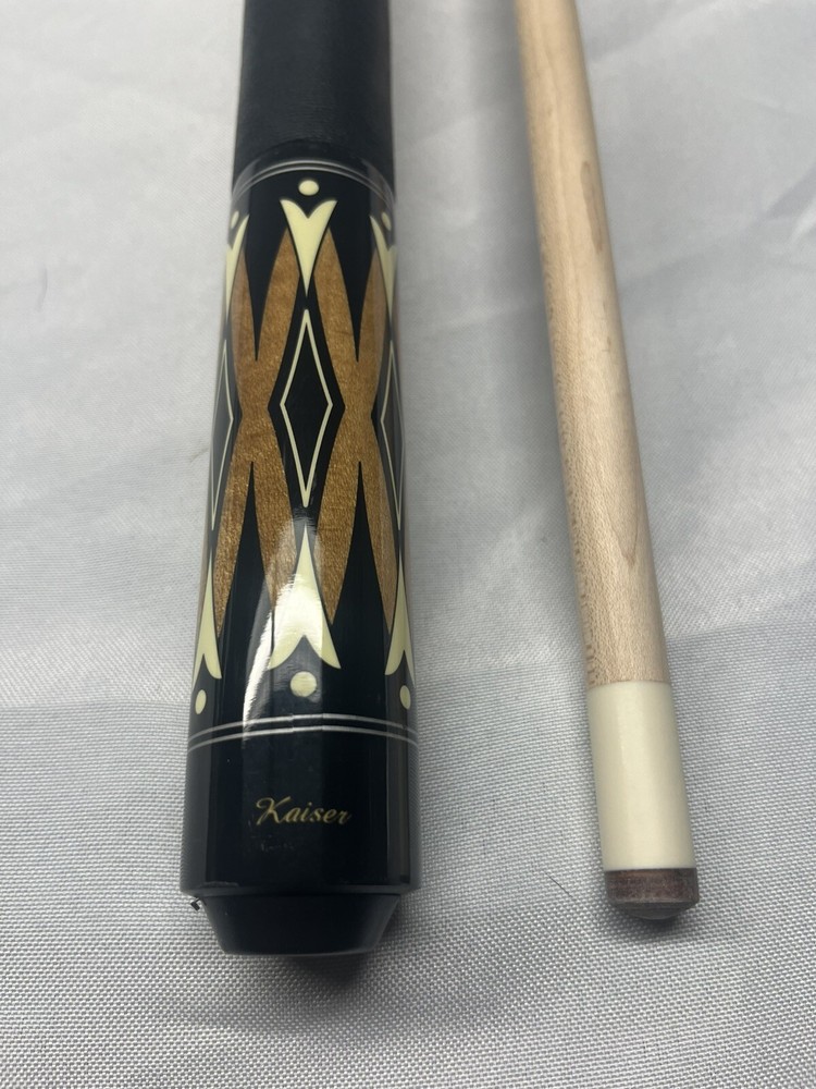Kiaser Pool Cue Maple Shaft 2 Piece Playing Stick K245D