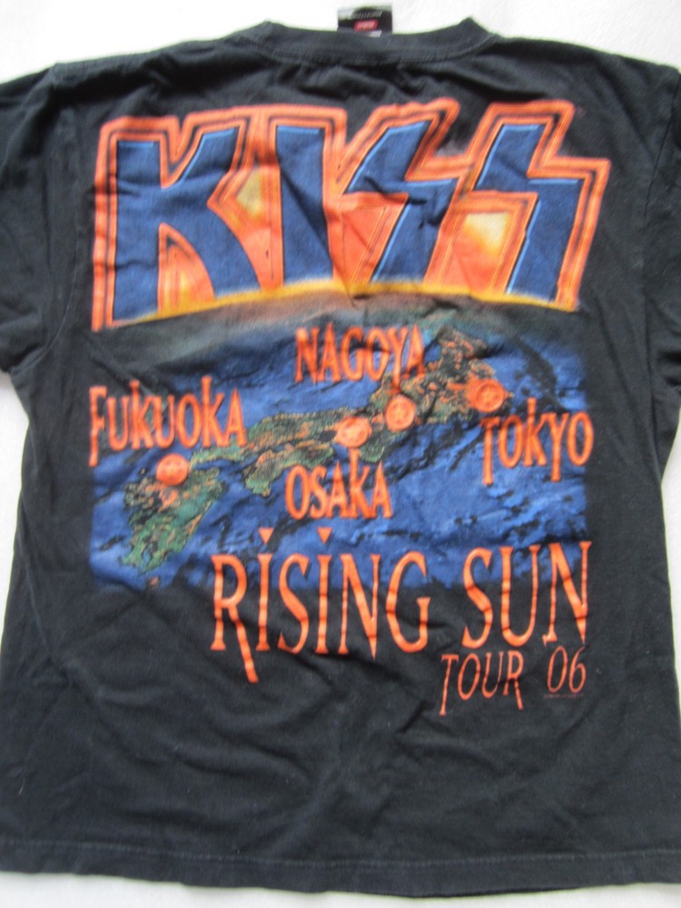 ORIGINAL VINTAGE 2006 KISS TOUR OF JAPAN OFFICIAL WOMEN’S 100% COTTON T-SHIRT