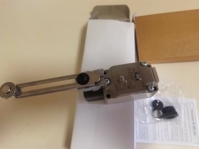 1PCS New Omron WLCA12-LE-N WLCA12LEN Limit Switch